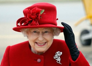 ملکه انگلیس و « دی ان ای» هایش!