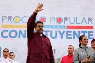 مادورو: با تلاش برای کودتا علیه ونزوئلا مقابله می‌کنم