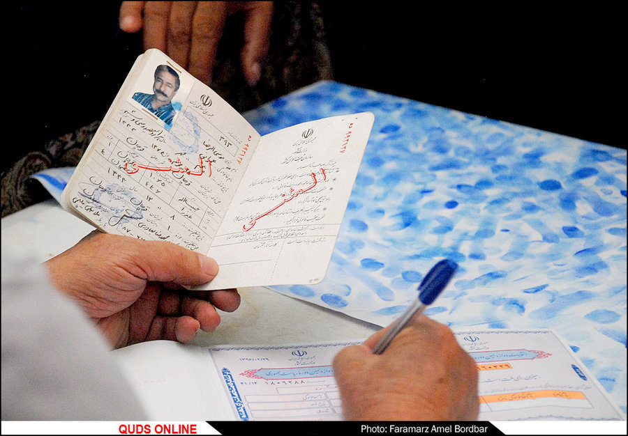 شرکت دو میلیون و ۷۵ هزار نفر از مردم خوزستان در انتخابات

