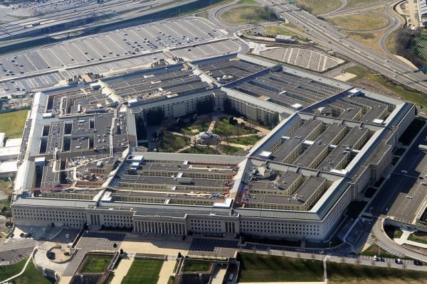 سرپرست وزارت دفاع آمریکا استعفا کرد