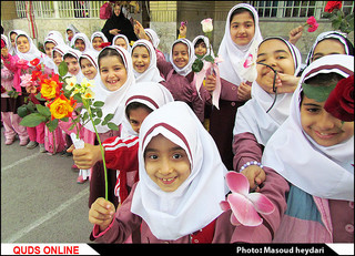 ۱۰۲ هزار دانش آموز خوزستانی باسوادی خود را جشن گرفتند