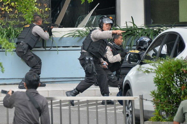 انفجار انتحاری این بار در پایتخت اندونزی

