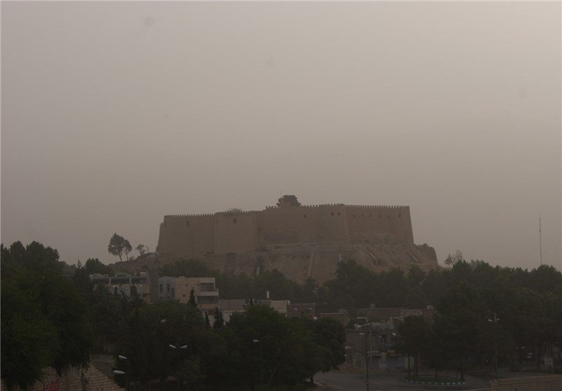 ورود موج جدید ریزگردها به استان لرستان/ آلودگی هوای خرم آباد به ۴ برابر حد مجاز رسید 