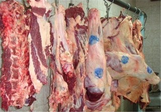 گرانی گوشت گوسفند/ جولان سودجویان در نابسمانی مرکز خرید و فروش دام سبزوار  