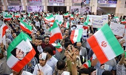 در منطقه‌ای که دموکراسی وجود ندارد ایران جشن انتخابات برگزار می‌کند