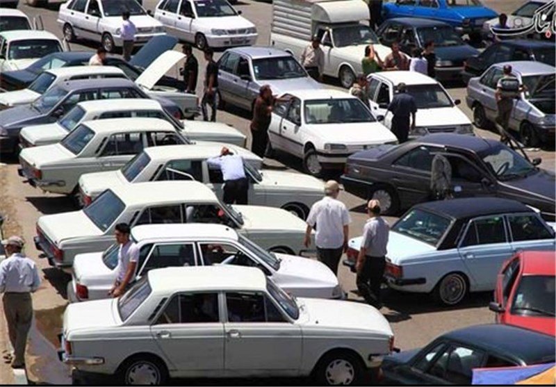  افزایش قیمت خودروها از ۳۰۰ هزار تا یک میلیون و ۵۰۰ هزار تومان 