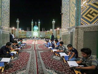 مراسم جزء خوانی امامزاده هلال بزرگ‌ترین آئین‌های قرآنی کشوراست