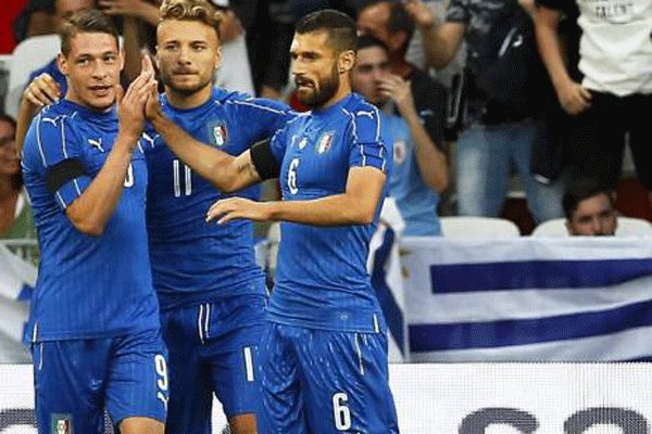 پیروزی قاطعانه ایتالیا برابر اروگوئه