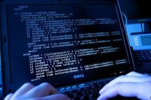 حمله سایبری هکرها به پارلمان انگلیس
