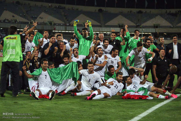 ایران برای پنجمین بار به جام جهانی صعود کرد/ کی روش مرد ماندگار فوتبال ایران