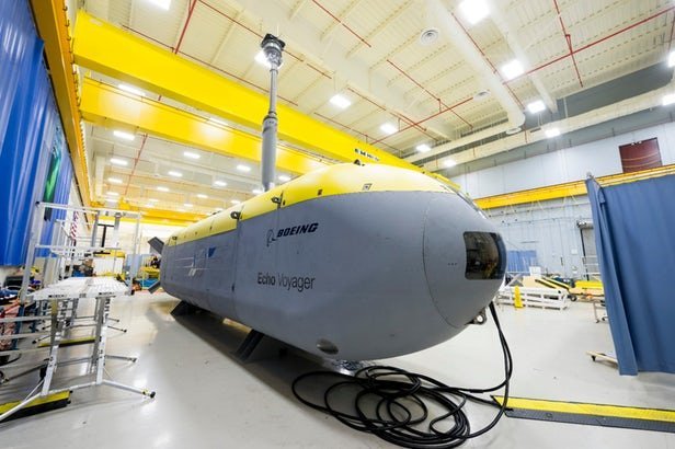 راه اندازی زیردریایی خودکار بوئینگ در آب‌های کالیفرنیا + تصاویر
