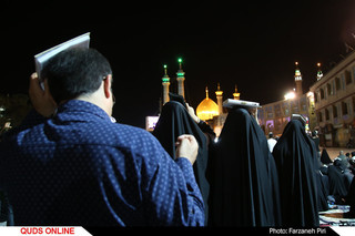 احیای شب نوزدهم ماه مبارک رمضان در جوار حرم حضرت معصومه(س)/ گزارش تصویری