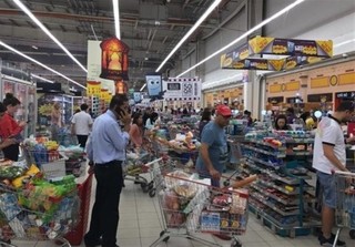 متاسفانه در موضوع قطر ما شاهد فرصت سوزی هستیم / ترکیه فروشگاههای قطر را از مواد غذایی پر کرد