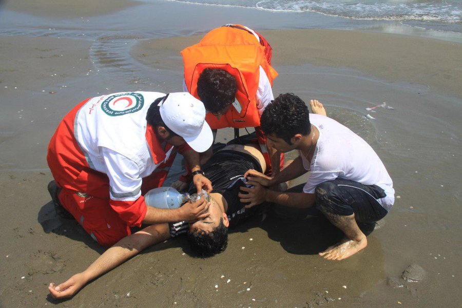 ۳۳۸ نفر در سواحل مازندران نجات یافتند