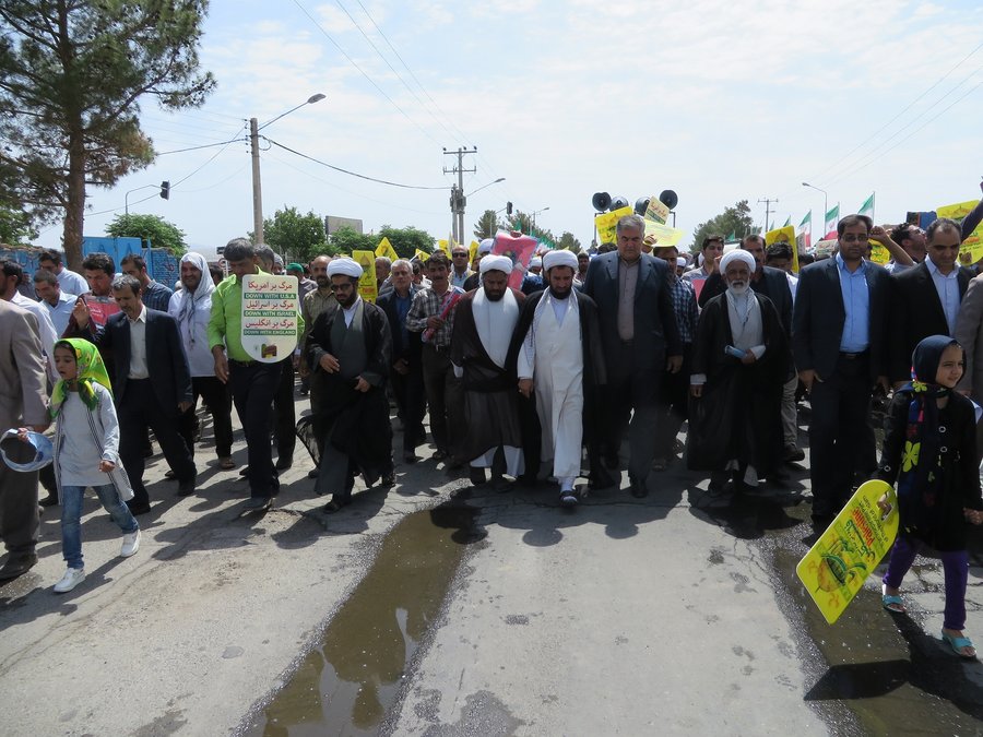 راهپیمایی دشمن‌شکن روز قدس در سه نقطه شهرستان رشتخوار برگزار شد