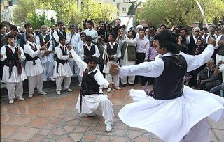 آیین های عید فطر در سیستان و بلوچستان/ ازدوختن کیسه برکت تا مراسم حلالیت و حنابندان