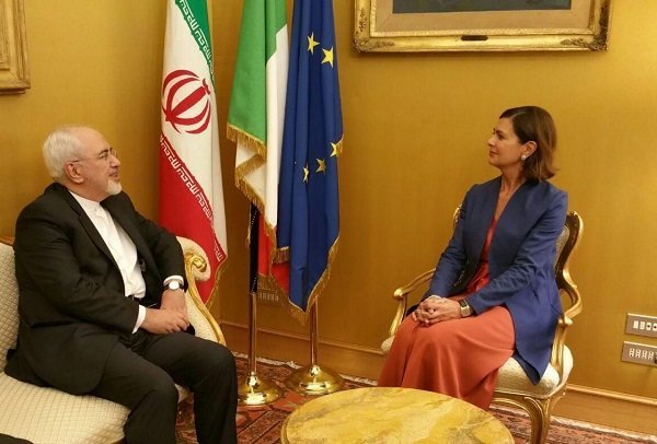 دیدار ظریف با رئیس مجلس ایتالیا/ گفتگو درباره بحران مهاجرت
