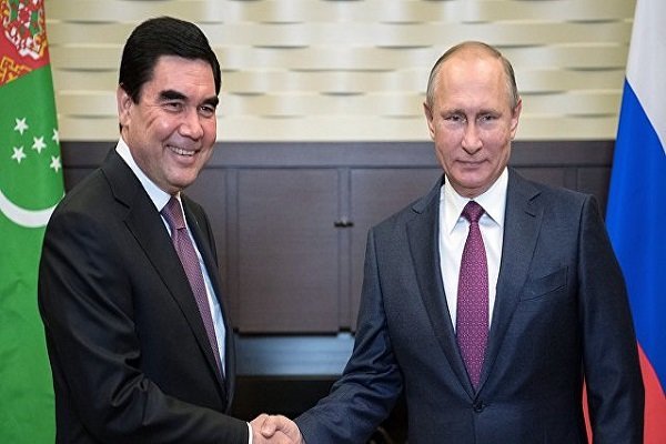 گفتگوی تلفنی پوتین با رئیس جمهور ترکمنستان درباره امنیت دریای خزر
