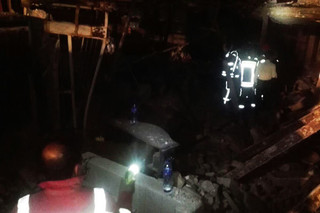 انفجار یک کارگاه در باقرشهر/تعدادی مجروح از زیر آوار خارج شدند