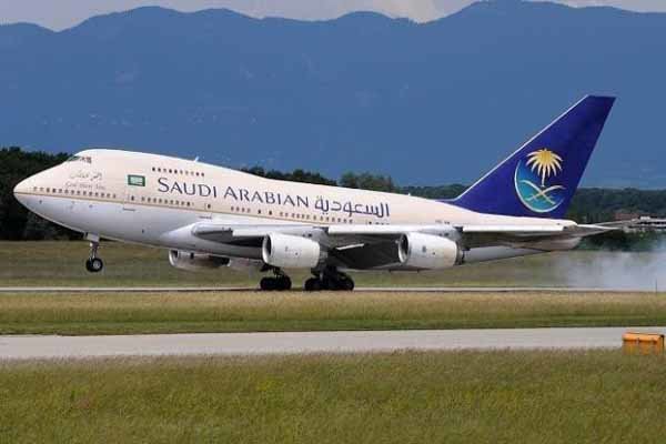 هواپیمای سعودی در فرودگاه قاهره دچار سانحه شد
