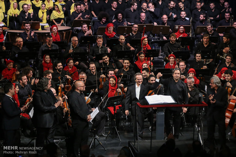 تصاویر/ کنسرت ارکستر سمفونیک تهران به رهبری ریکاردو موتی
