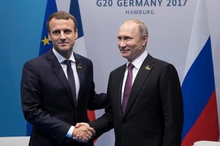 ماکرون: مرحله جدیدی از روابط روسیه- فرانسه آغاز می شود