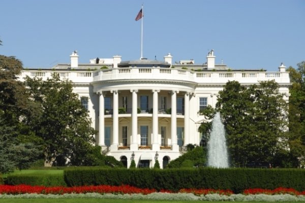 درگیری در کاخ سفید درباره برجام/ اخراج مخالفان توافق از شورای امنیت ملی
