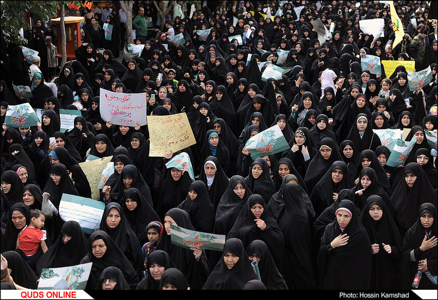 راهپیمایی مدافعان عفاف و حجاب در مشهد برگزار شد. /گزارش تصویری