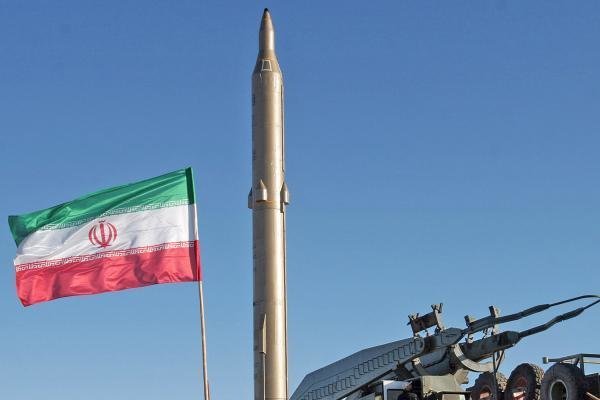 ایران با تقویت برنامه موشکی به تحریم‌های آمریکا پاسخ داد