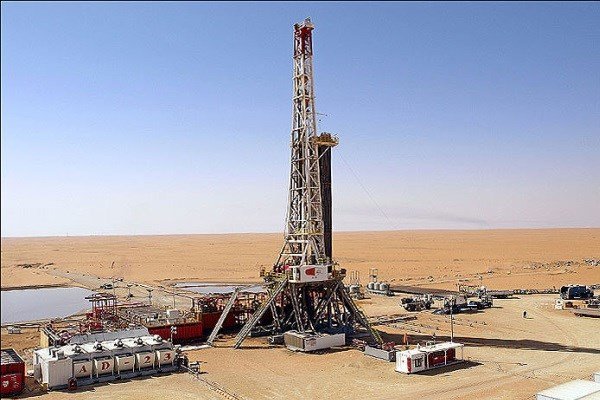 سایه سنگین نفت بر اقتصاد  خوزستان/ عقب ماندگی توسعه استان در برخی بخش ها