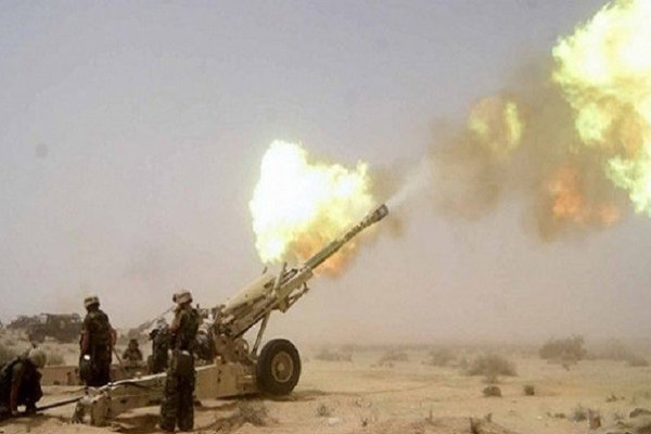 حملات شدید هوایی و توپخانه‌ای به مواضع داعش در صحرا/آزادسازی چند شهرک دیگر در حومه الرقه

