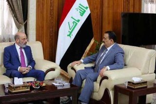 وزیر دفاع لبنان: عراق به نیابت از دنیا با تروریسم می جنگد