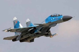 نابودی مواضع داعش در رقه به دست نیروی هوایی روسیه + فیلم