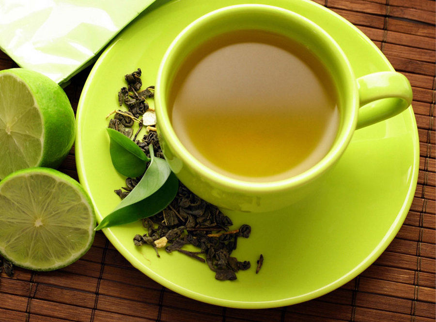 کاهش عوارض تغذیه نادرست با نوشیدن «چای سبز»