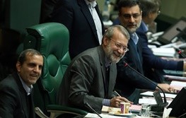 کنایه لاریجانی به نمایندگان مجلس برای نداشتن درخواست های غیر متعارف از وزرای پیشنهادی
