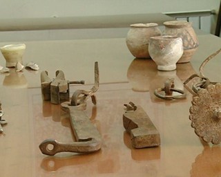 کشف اشیای عتیقه ۵۰۰۰ ساله در مازندران