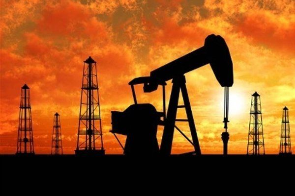 افزایش بیش از یک دلاری قیمت نفت با احتمال تمدید توافق اوپک