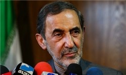 رفتار رئیس جمهور بی‌منطق آمریکا برای ملت ایران جدید نیست