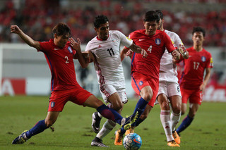 تساوی ایران و کره جنوبی در پایان نیمه اول
