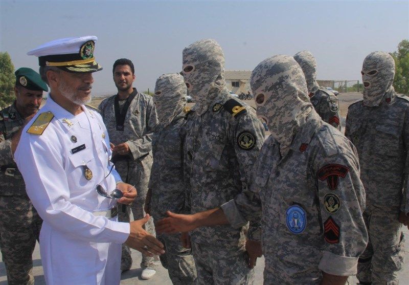 دریادار سیاری از تیپ عملیات ویژه مسلم بن عقیل(ع) بازدید کرد
