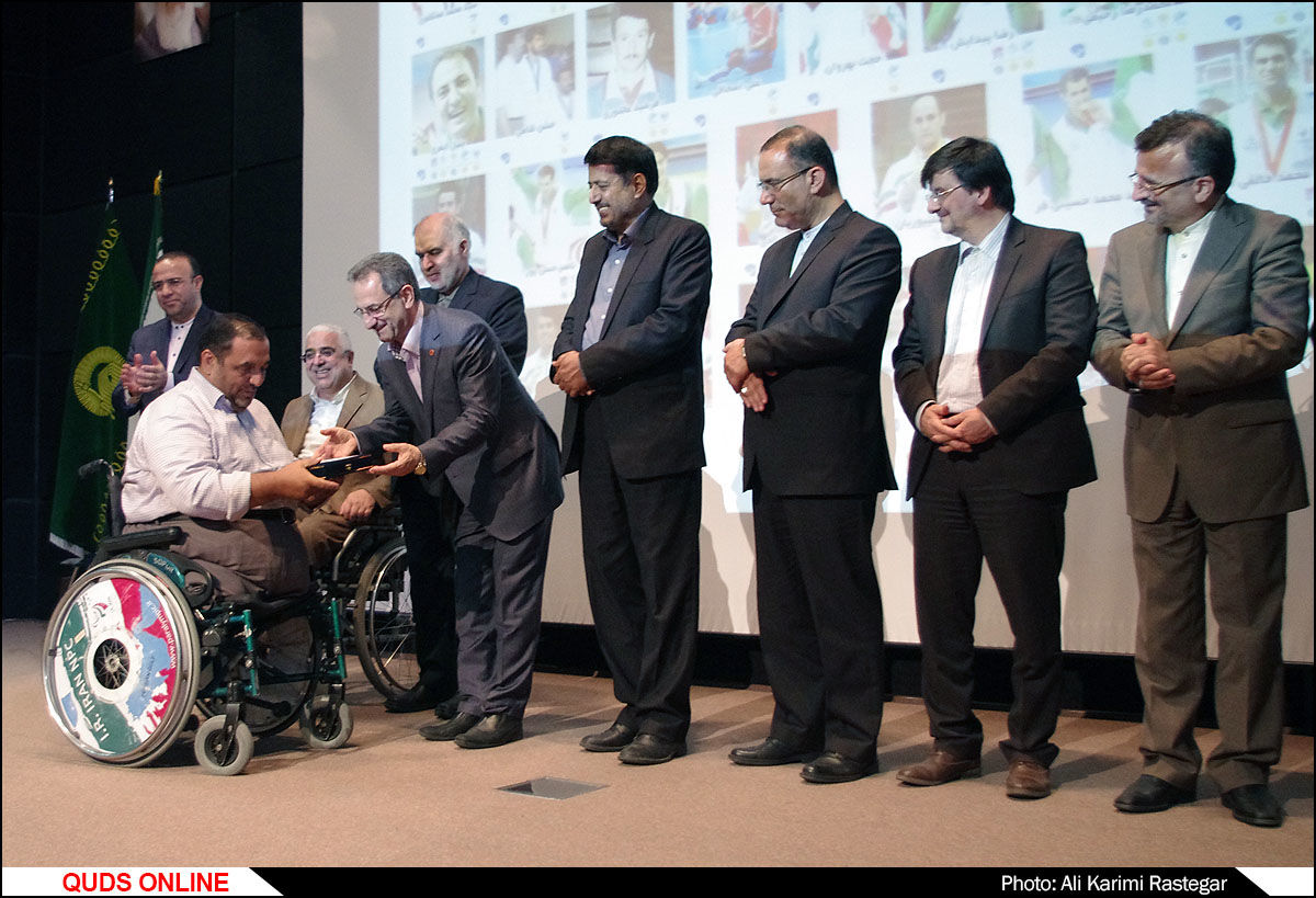 مراسم تجلیل از مدال آوران پارالمپیک در مشهد/گزارش تصویری