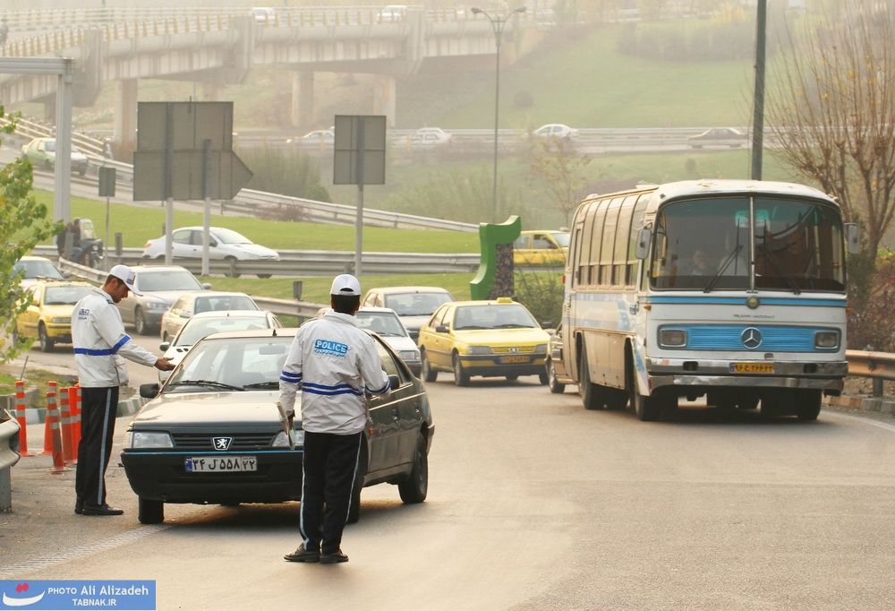 خلاقانونی برای جلوگیری از تردد خودروهای تک سرنشین در سطح شهر مشهد  