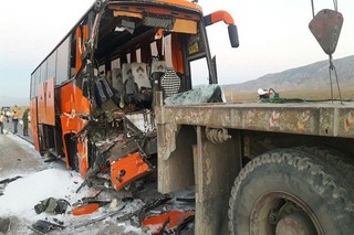 ۳ کشته و ۱۳ مجروح در تصادف اتوبوس با کامیون در خراسان شمالی