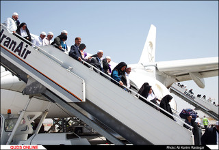 ورود نخستین گروه حجاج خراسانی به فرودگاه بین المللی شهید هاشمی نژاد مشهد/گزارش تصویری