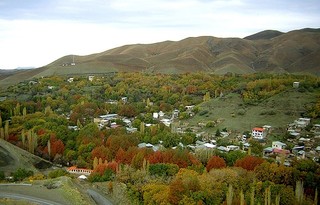 البرز میهمان‌نواز خوب با میزبانی بد