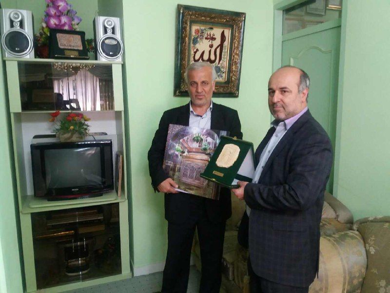 دیدار نماینده مجلس شورای اسلامی با سرپرست روزنامه قدس در گیلان
