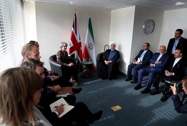 ایران آماده توسعه روابط خود با انگلستان است
