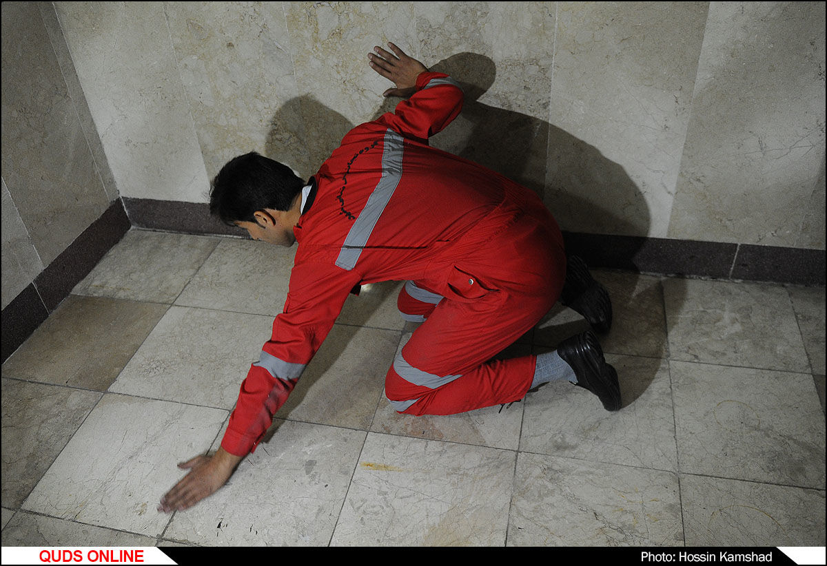 مانور امداد و نجات و سرچ در دود ویژه اصحاب رسانه برگزار شد / گزارش تصویری