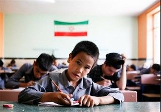 دانش آموزان افغانستانی در مهر ایران