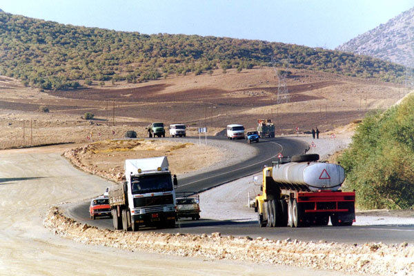 مرز ترکیه با اقلیم کردستان بسته شد/تردد کامیون‌های ترک ازخاک ایران
